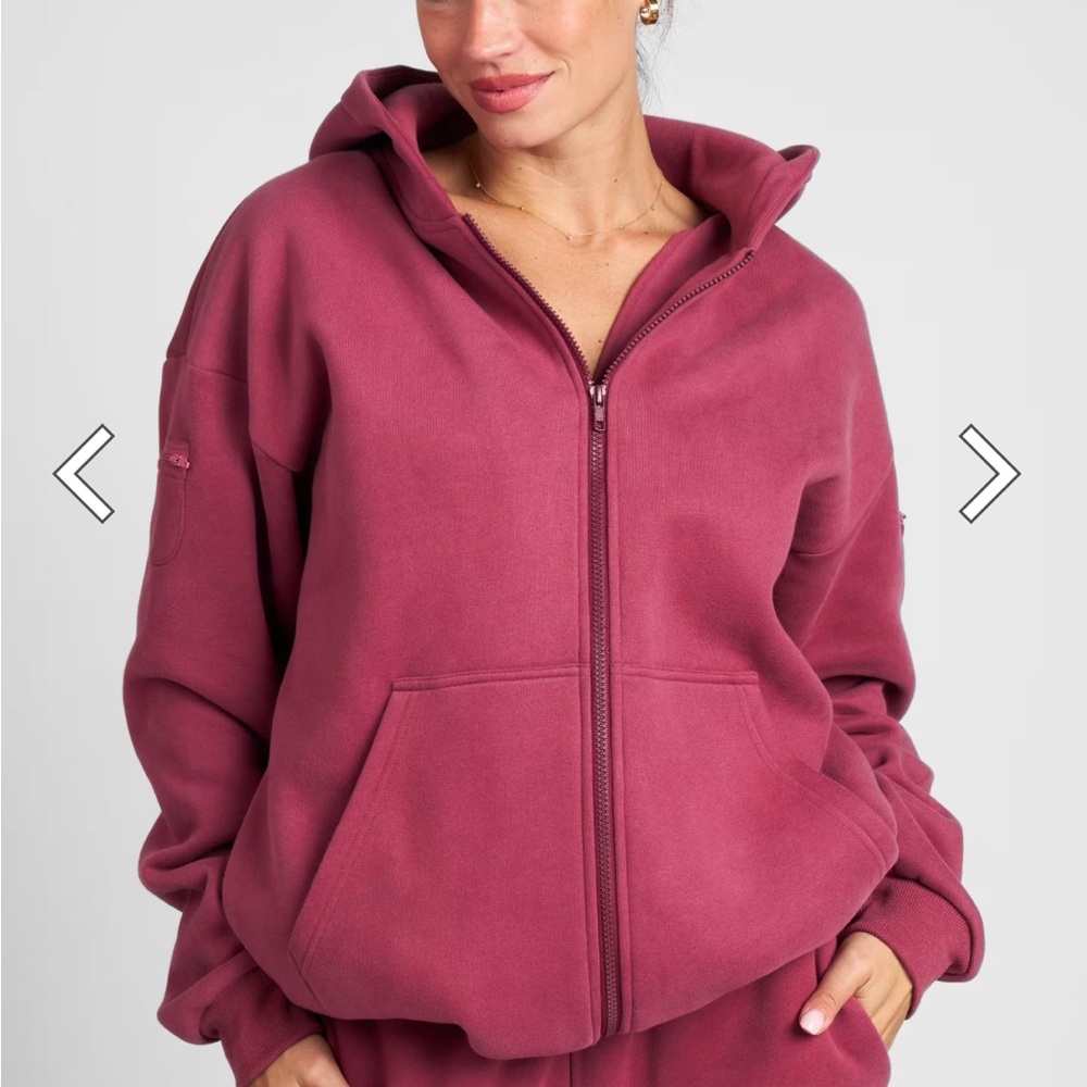 Comfrt Travel Essentials Zip Hoodie